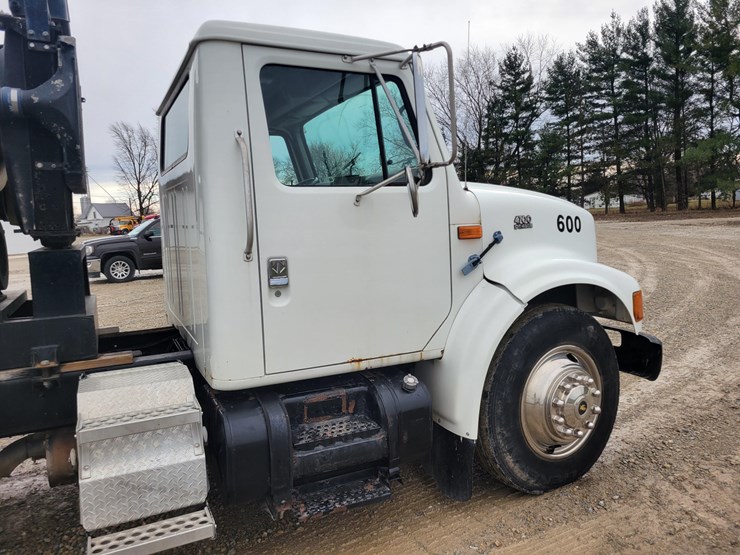 2000-case-ih-4700-image-27