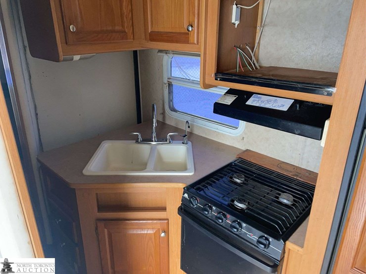 2005-dutchmen-four-winds-image-19