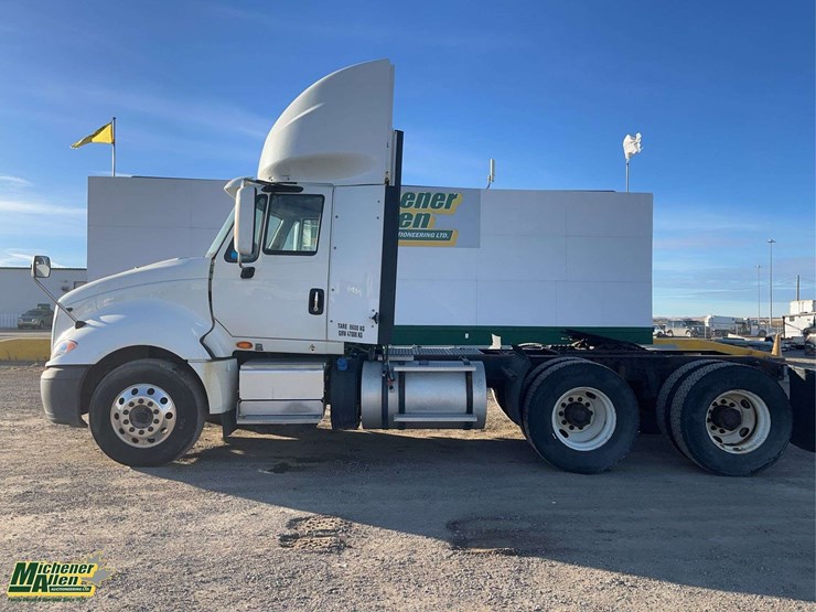 2017-international-prostar-image-6