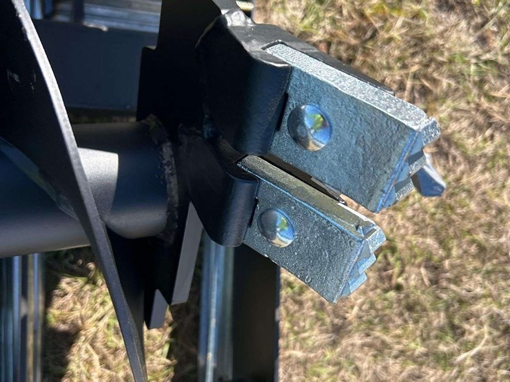 2025-pabreak-auger-bits-and-plate-skid-steer-attachment-image-6