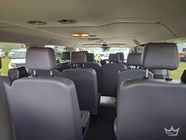 2018-ford-transit-image-14