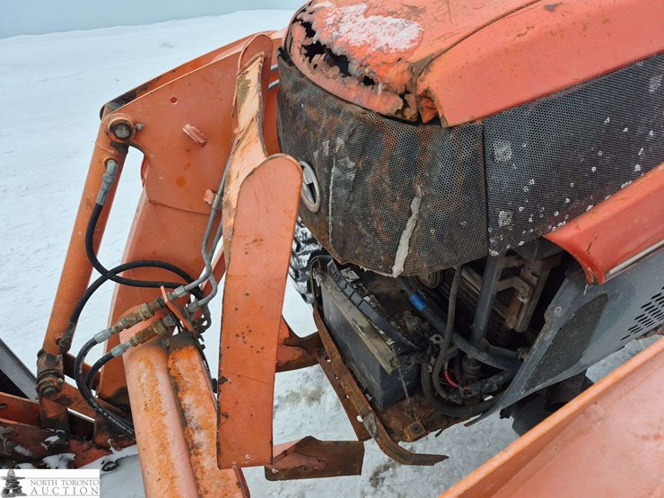 2010-kubota-l5250-d-tractor-image-10