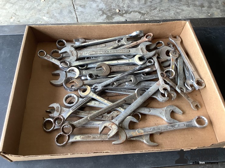 assorted-combination-wrenches-image-2