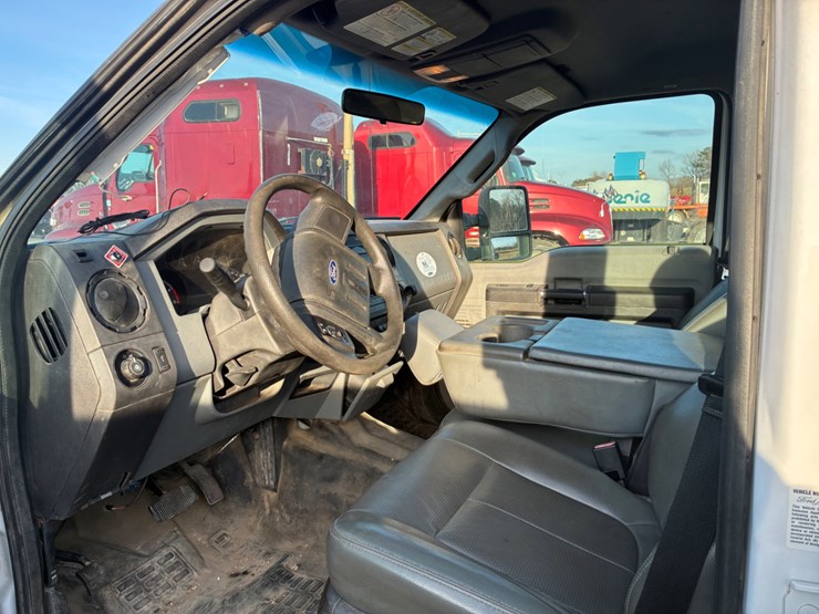 2012-ford-f450-image-5