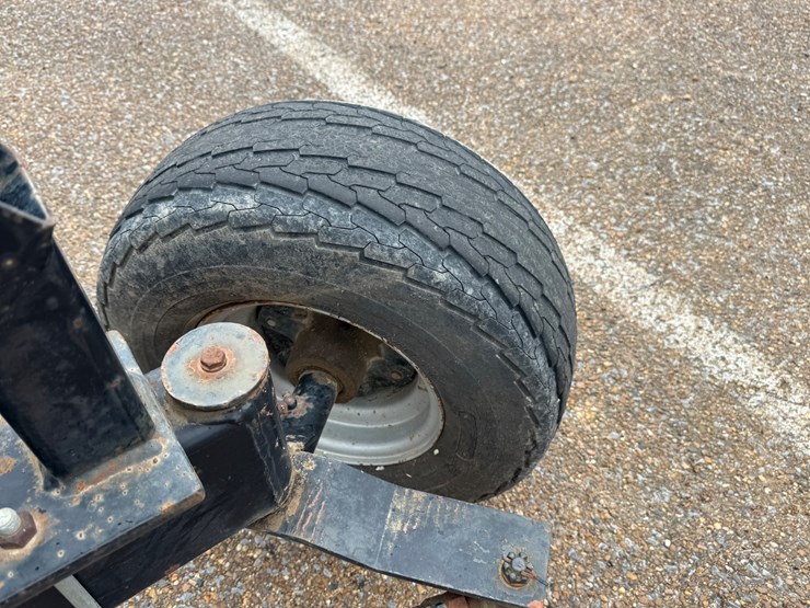 #7786-•-case-ih-head-cart-image-8