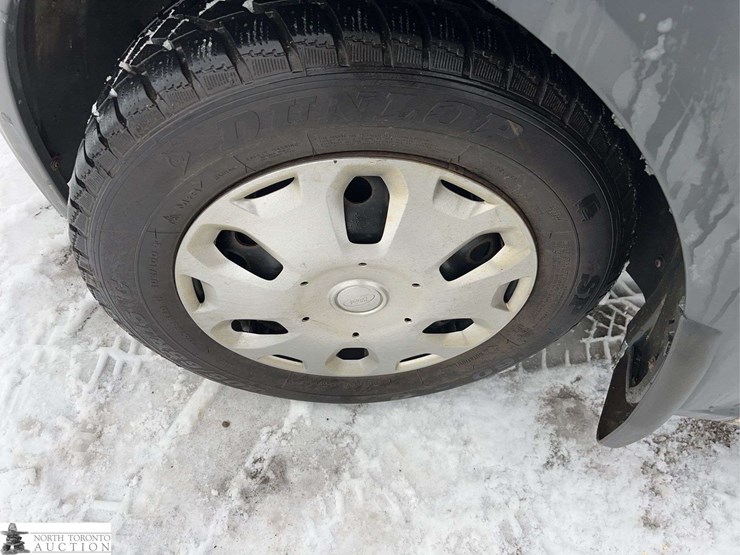 2011-ford-transit-connect-image-23