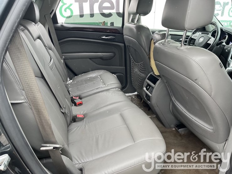 cadillac-srx-image-29