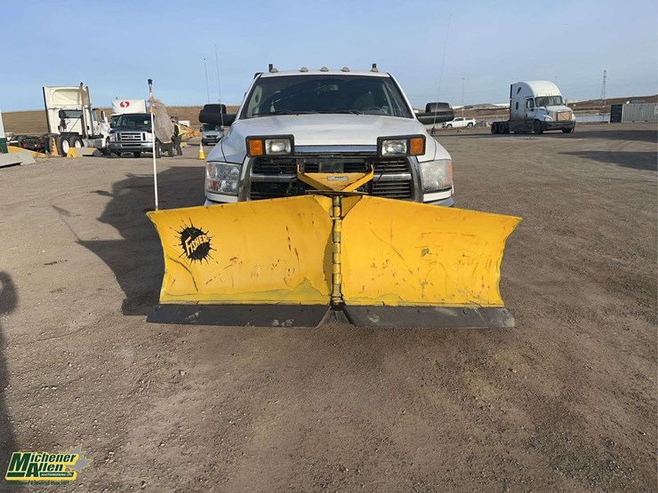 2012-dodge-3500-image-9