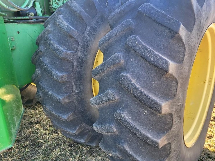 john-deere-7520-image-58