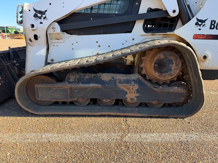 bobcat-t650-image-12