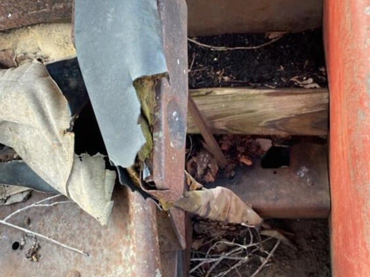 massey-ferguson-1105-image-13