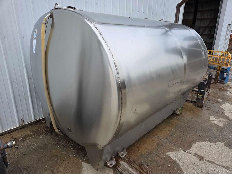 2017-oxbo-7550-image-1