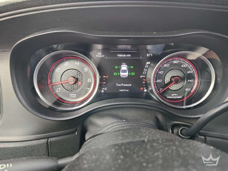 2018-dodge-charger-sedan-image-28