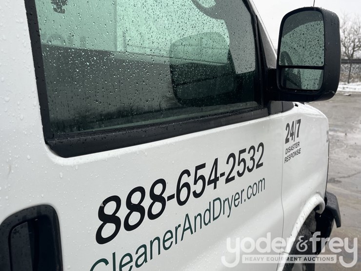 2009-chevrolet-express-3500-image-36