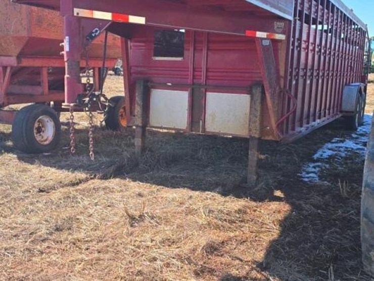 titan-trailer-image-11