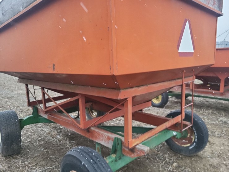 hopper-wagon-w/running-gear-image-16