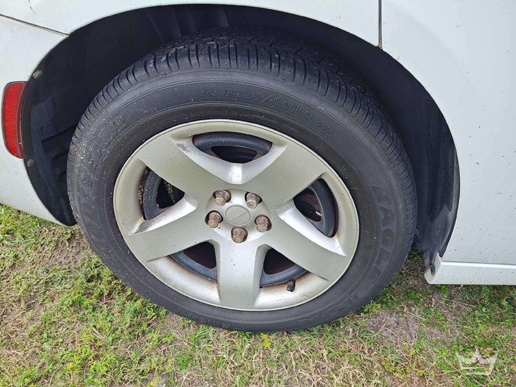 2017-dodge-charger-sedan-image-41