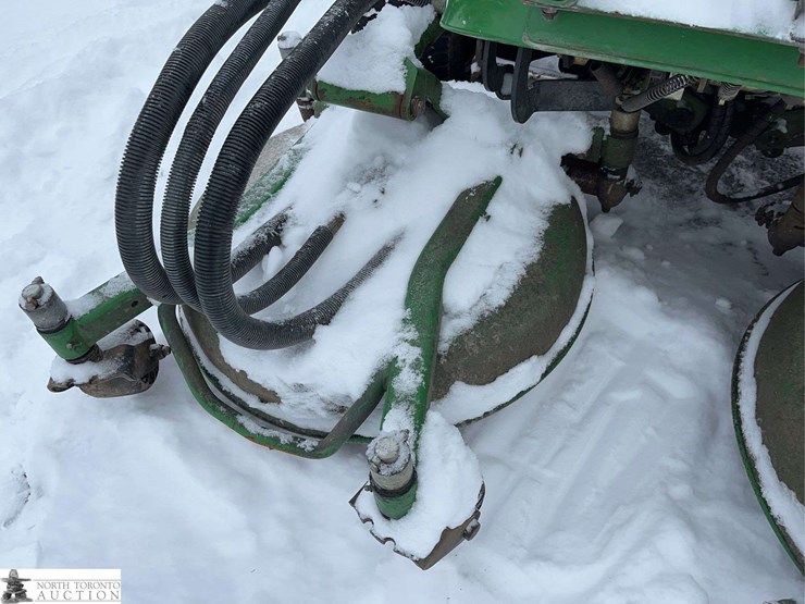 2013-john-deere-7400-image-21