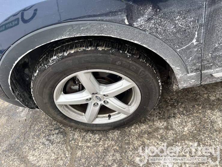 ford-explorer-xlt-image-12