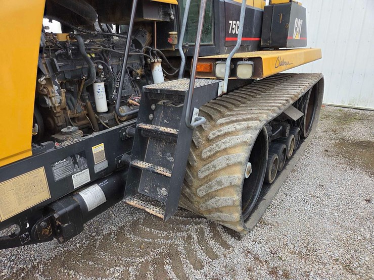 cat-75c-track-tractor-image-35