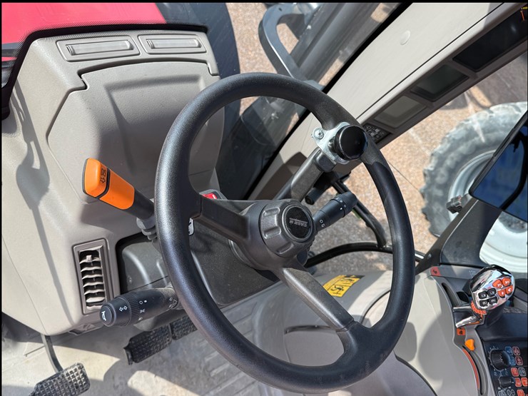 case-ih-145-image-68