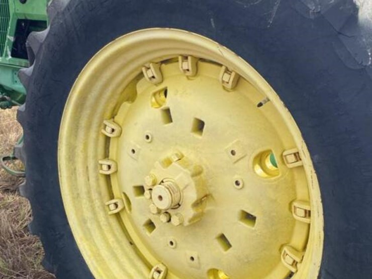 john-deere-6400-image-9