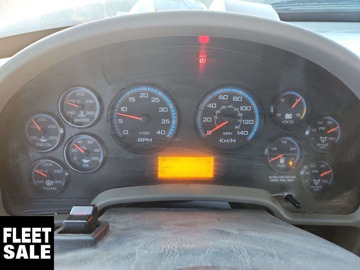 2009-international-workstar-7600-image-19