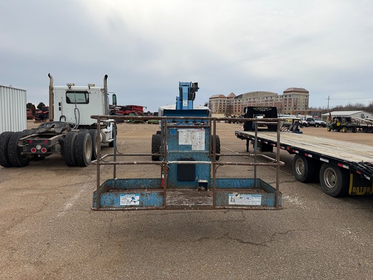 #7801-•-genie-man-lift-z-80/60-image-2