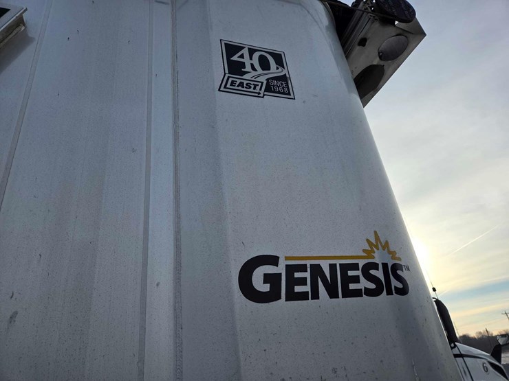 2010-east-genesis-34'x66"x96"-aluminum-frameless-dump-trailer-image-31