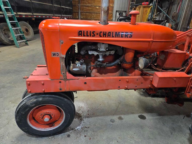 1952-allis-chalmers-wd-tractor-image-38