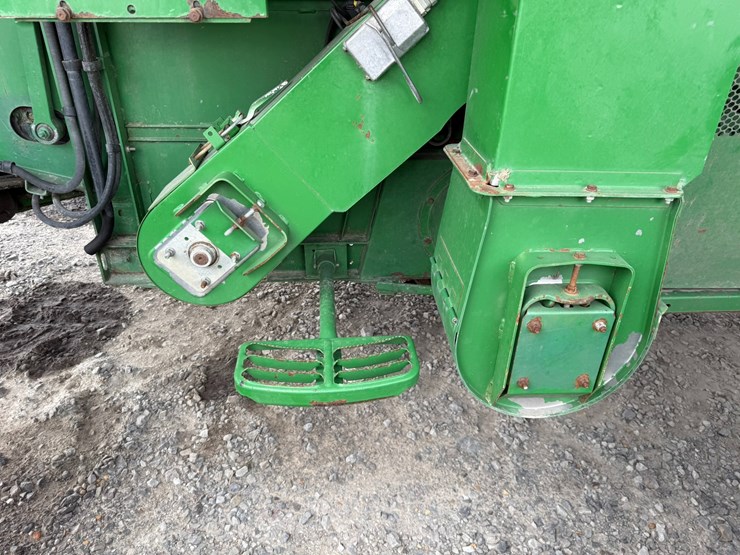 2009-john-deere-9870-sts-image-91