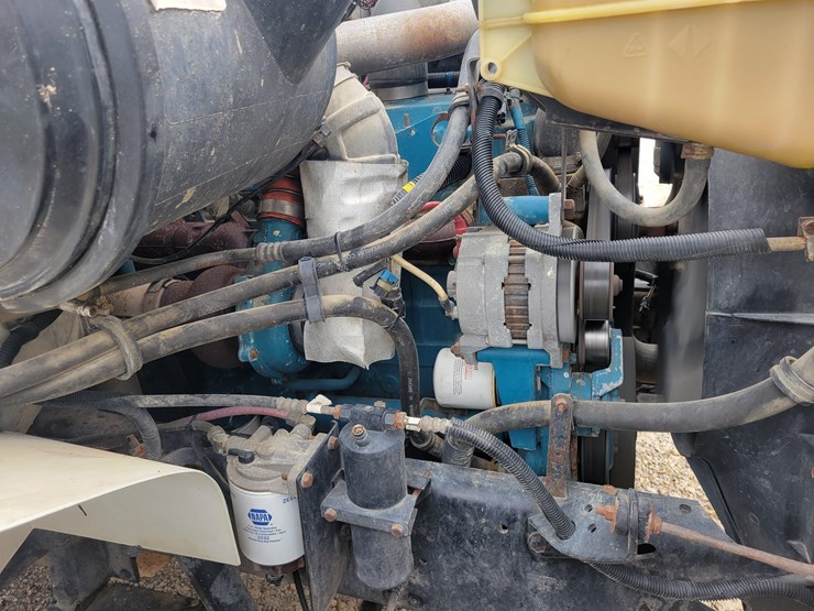 2000-case-ih-4700-image-37