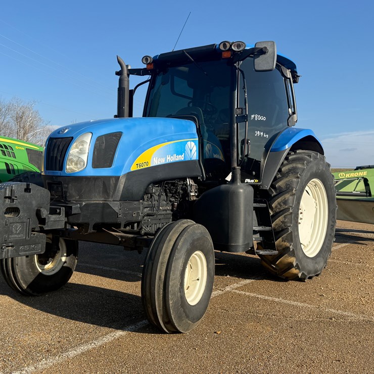 NEW HOLLAND T6070