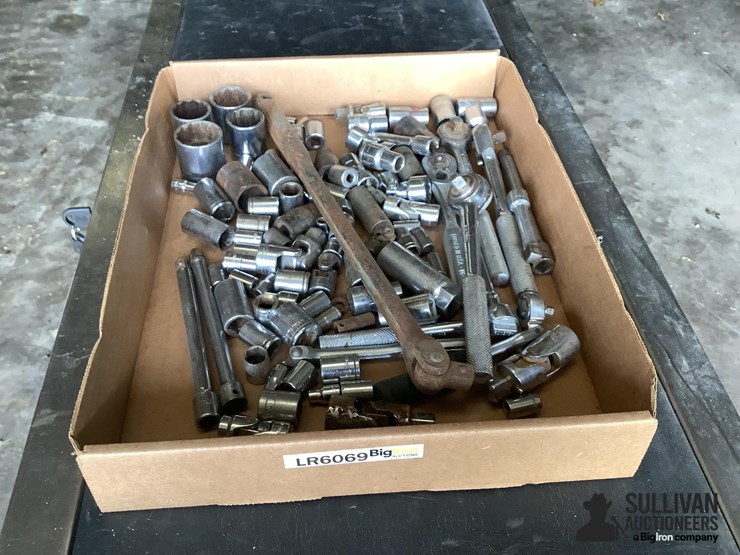 assorted-rachets-&-sockets-image-1