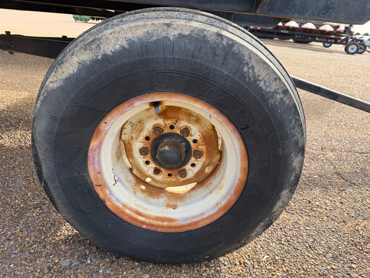 #7734-•-1000-gallon-fuel-trailer-image-11