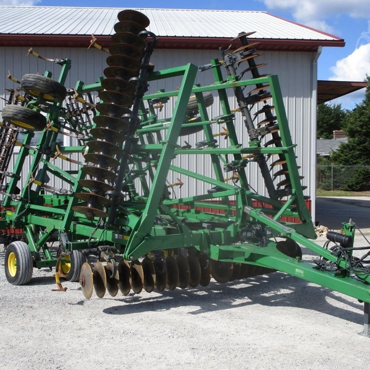 2008 JOHN DEERE 2310