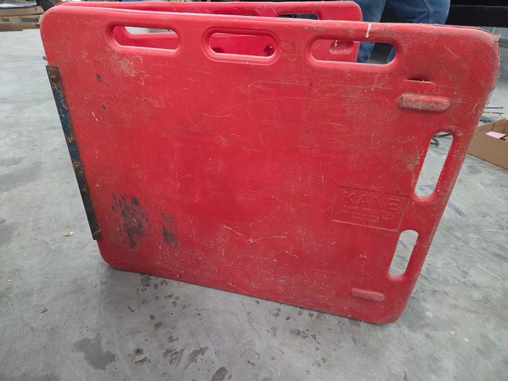 kane-double-poly-hog-hurdle-image-4