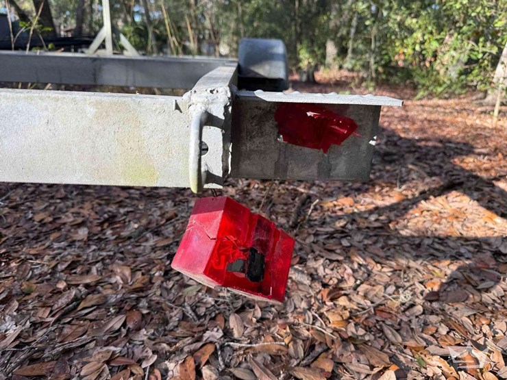 1998-performance-8-s/a-canoe-trailer-image-20