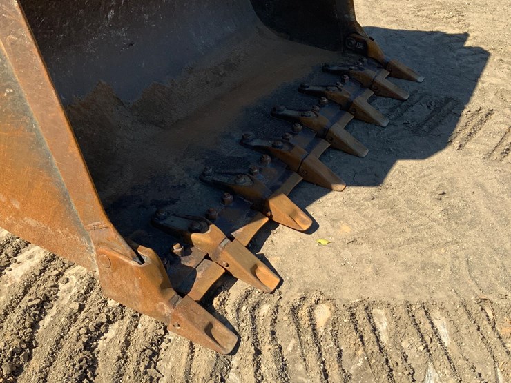 2005-caterpillar-963c-image-11