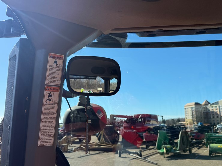 2016-case-ih-magnum-310-image-45