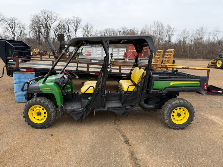 john-deere-gator-image-3