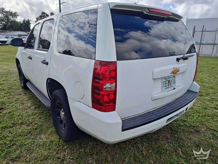 2012-chevrolet-tahoe-image-4