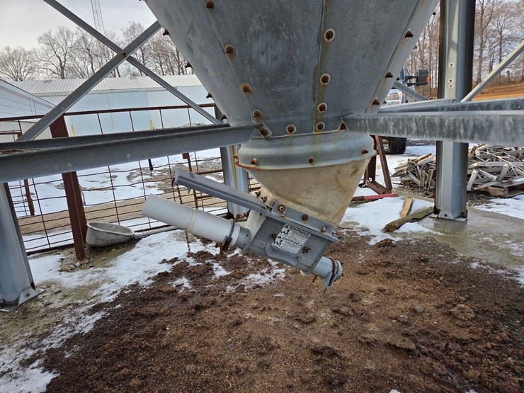 9-ton-ap-feed-bin-image-6