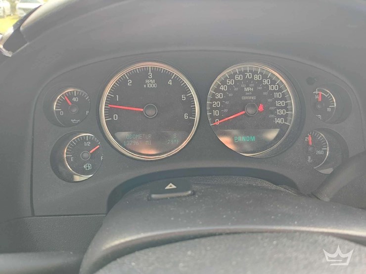 2012-chevrolet-tahoe-image-22