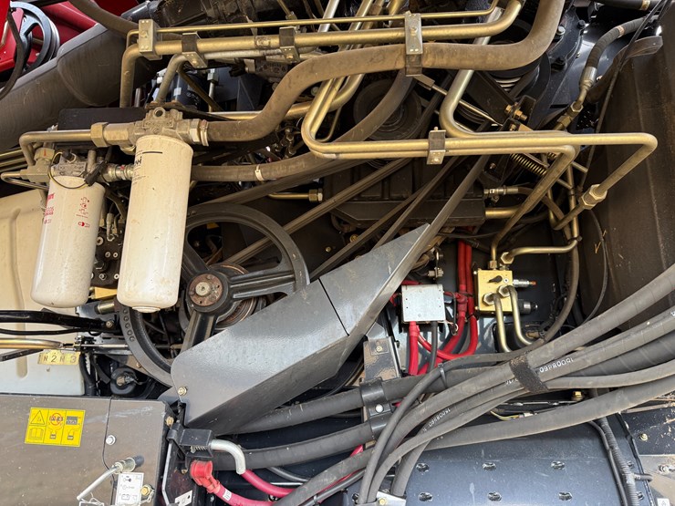 2015-case-ih-7240-image-28