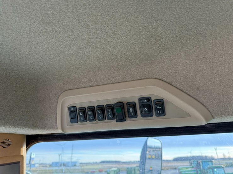 2009-john-deere-9870-sts-image-127