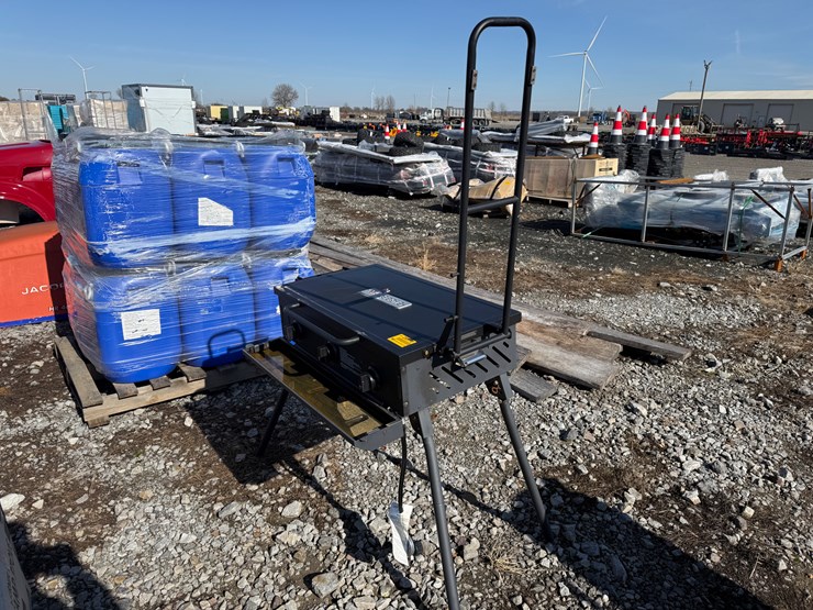 #28510-•-the-essens-3-burner-camp-stove-inv#-28510-image-1