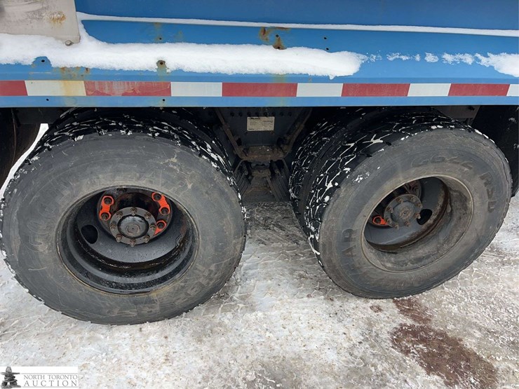 2018-mack-lr633-t/a-refuse-truck-image-11