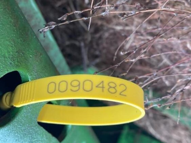 john-deere-444-image-7