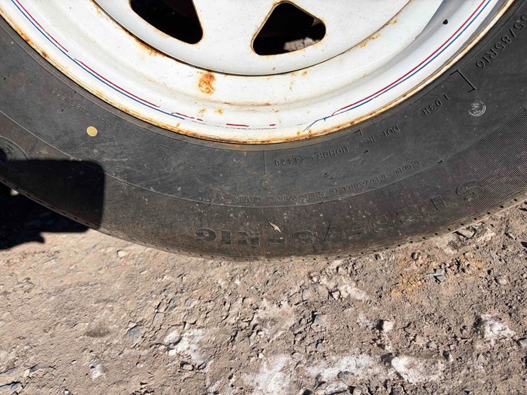 2010-cam-superline-skid-steer-trailer-image-6